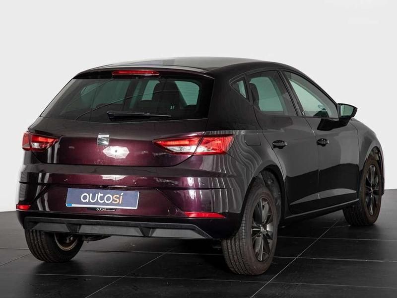 Begagnad Seat Leon 110 HK (80 kW) 2018 Röd Sedan