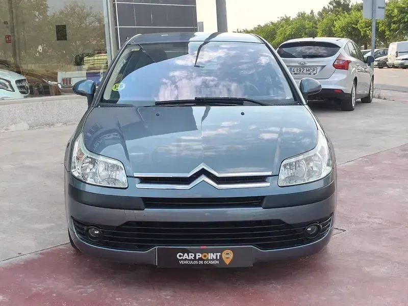 Usado Citroën C4 110 CV (80 kW) 2006 Gris / plata Berlina