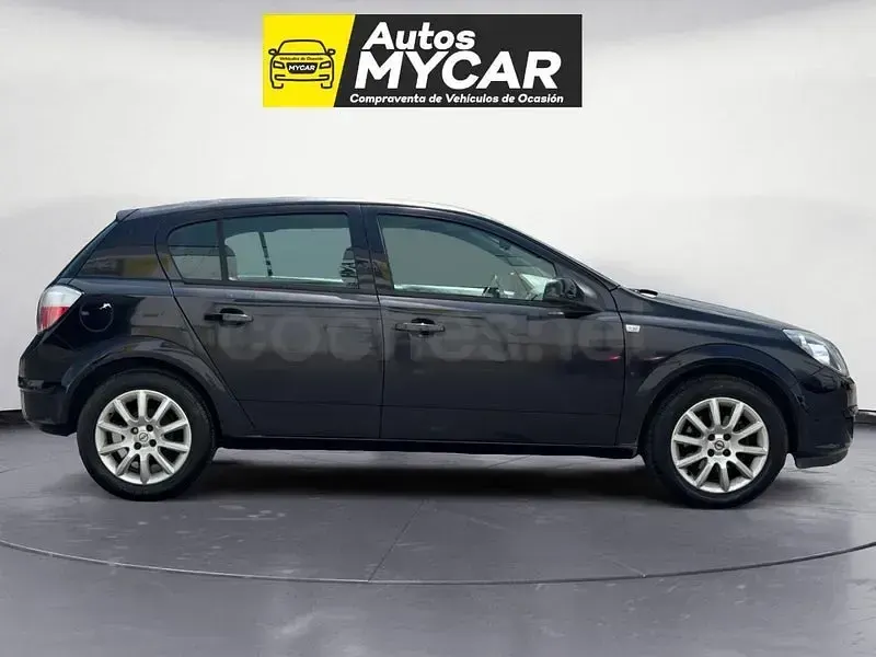 Usado Opel Astra Enjoy 105 CV (77 kW) 2004 Negro Berlina