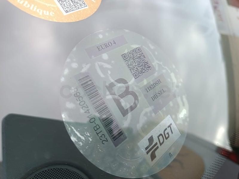 Usado Renault Mégane II Authentique 105 CV (77 kW) 2005 Negro Berlina