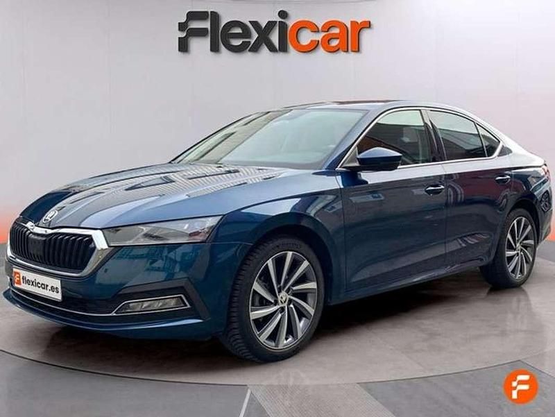 Usado Skoda Octavia Ambition 150 CV (110 kW) 2020 Azul Utilitario