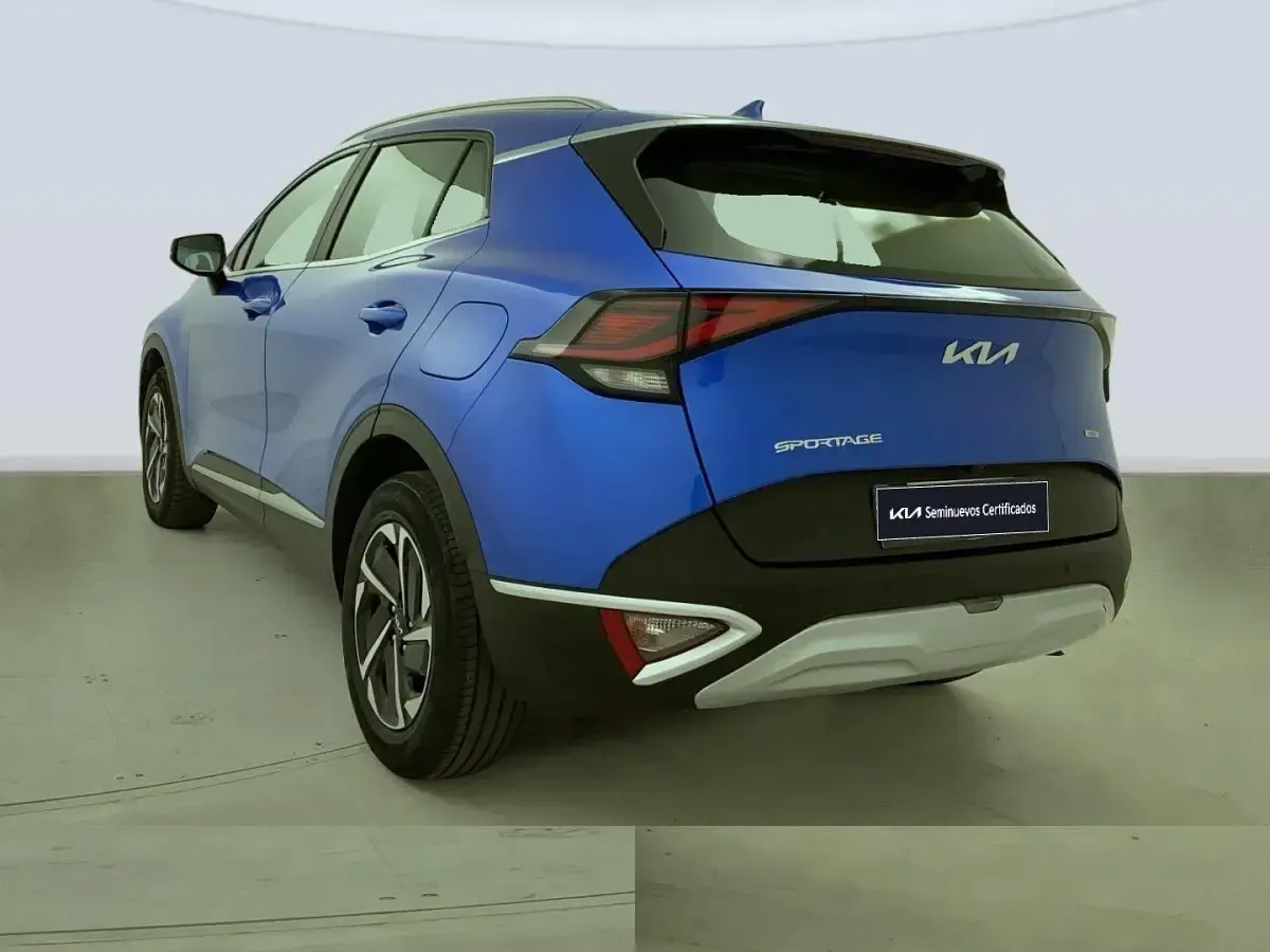 Usado Kia Sportage 230 CV (169 kW) 2022 Azul SUV