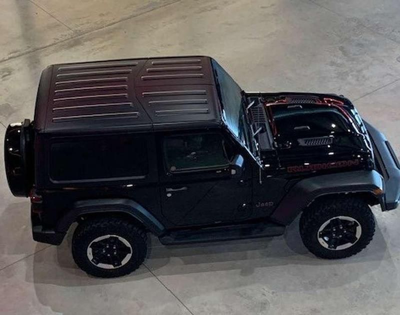 Usado Jeep Wrangler Rubicon 268 CV (197 kW) 2021 Negro SUV