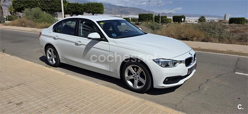 Usado BMW 320 Efficient Dynamics 184 CV (135 kW) 2016 Blanco Berlina