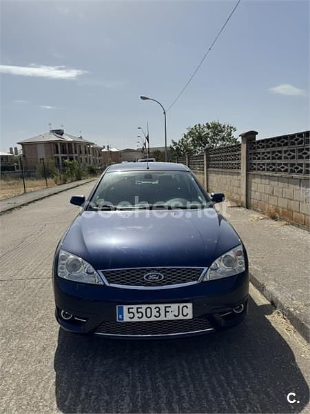 Azul Usado 2006 Ford Mondeo Trend Berlina | 6500 € - Imagen 1/4
