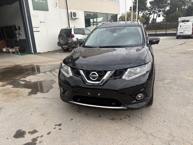 Usado Nissan X-Trail Tekna 130 CV (95 kW) 2017 Negro SUV