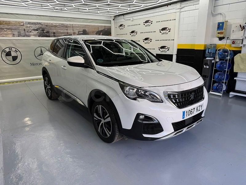 Usado Peugeot 3008 Allure 130 CV (95 kW) 2019 Blanco SUV