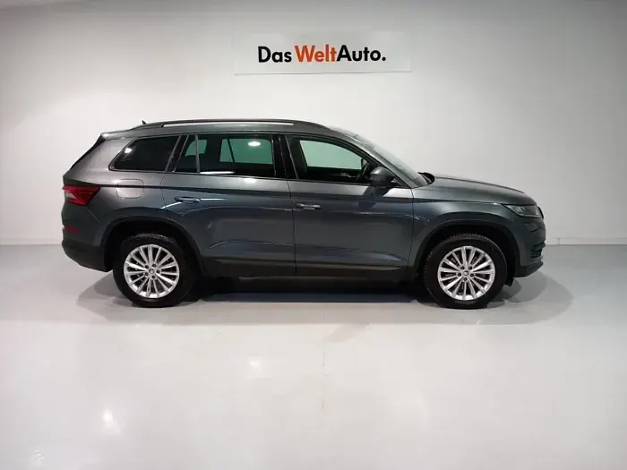 Usado Skoda Kodiaq Ambition 150 CV (110 kW) 2021 Gris SUV