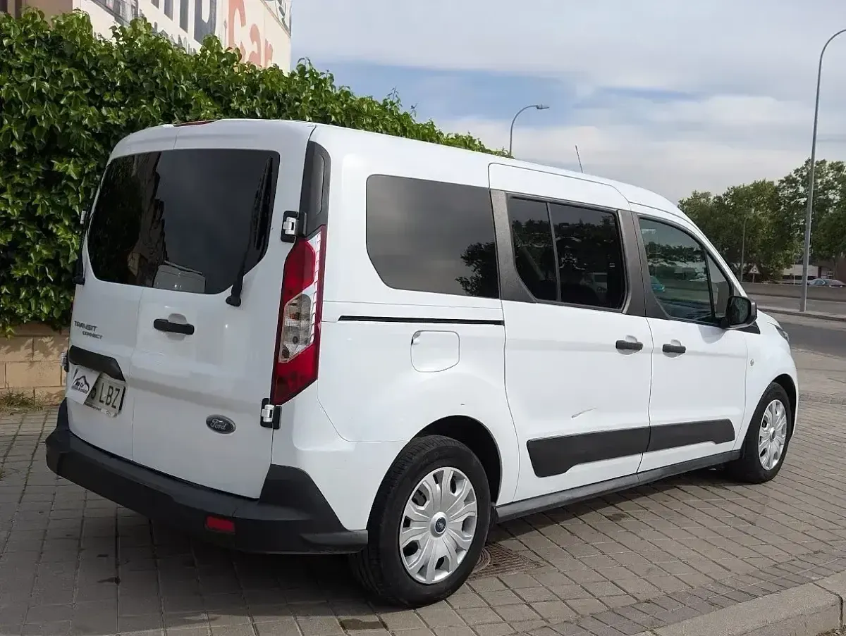 Usado Ford Transit Connect Trend 100 CV (73 kW) 2019 Blanco Monovolumen
