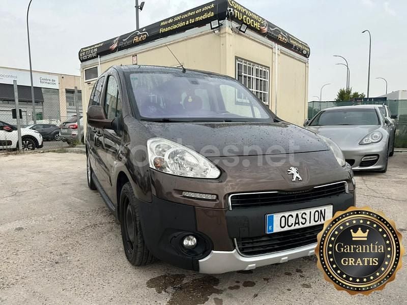 Marrón Usado 2014 Peugeot Partner Tepee Outdoor Monovolumen | 9999 € (Caro) - Imagen 1/4