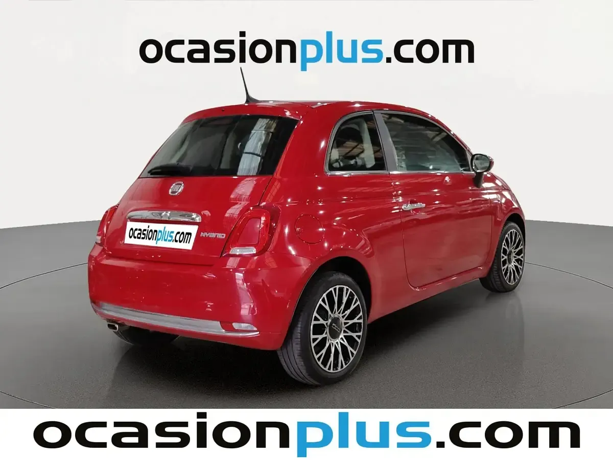 Usado Fiat 500 Dolcevita 71 CV (52 kW) 2024 Rojo Utilitario