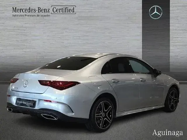 Usado Mercedes CLA250e 218 CV (160 kW) 2025 Plata hightech Coupe
