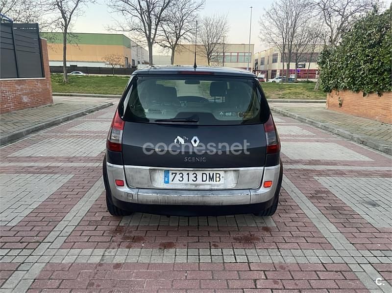 Usado Renault Scénic II Dynamique 120 CV (88 kW) 2005 Negro Monovolumen