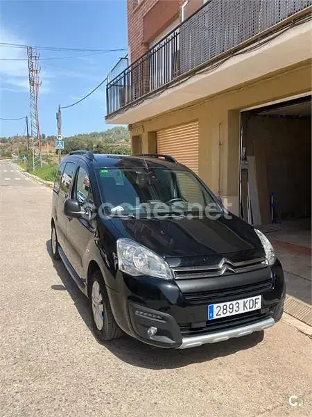 Usado Citroën e-Berlingo Feel 110 CV (80 kW) 2016 Negro Monovolumen