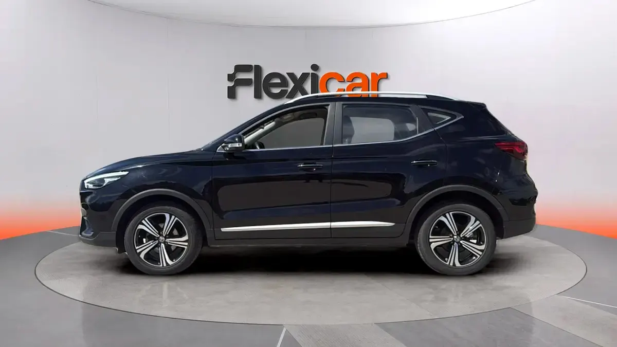 Usado MG ZS Comfort 116 CV (85 kW) 2025 Negro SUV