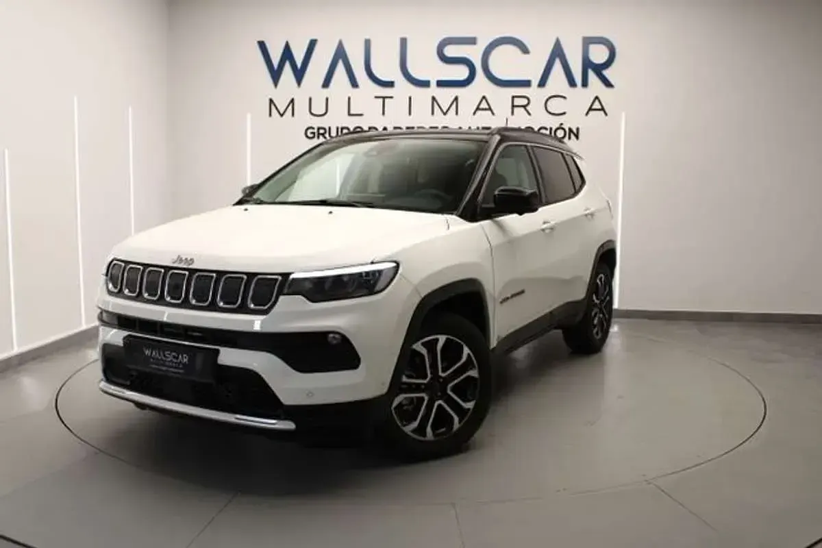 Usado Jeep Compass Limited 131 CV (96 kW) 2022 Blanco SUV