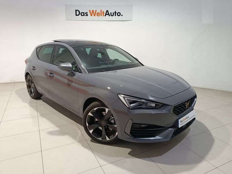 Gris Usado 2024 Cupra Leon Utilitario | 24.900 € (Precio justo) - Imagen 1/4