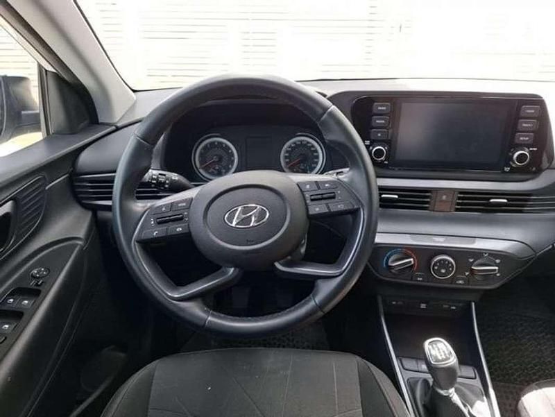 Usado Hyundai Bayon 101 CV (74 kW) 2024 Blanco SUV