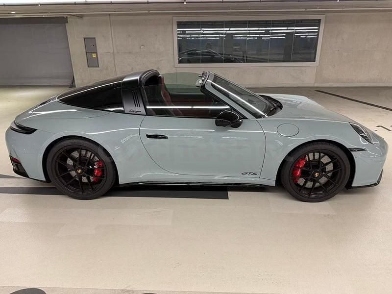 Usado Porsche 911 541 CV (397 kW) 2025 Gris / plata Coupe