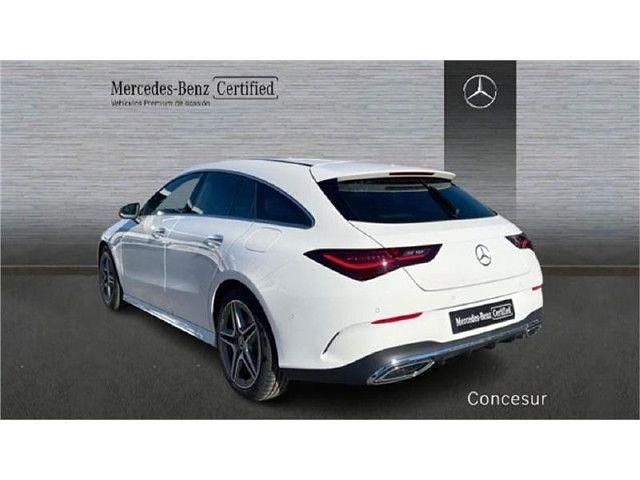 Usado Mercedes CLA250e Shooting Brake AMG line 218 CV (160 kW) 2024 Blanco Familiar
