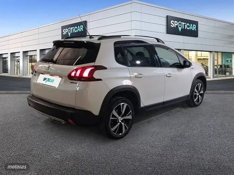Usado Peugeot 2008 GT-line 130 CV (95 kW) 2018 Blanco SUV