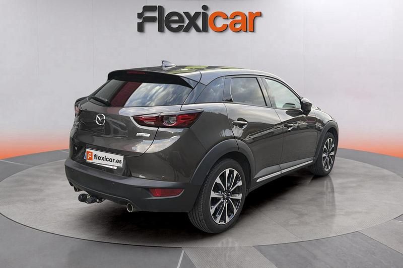 Usado Mazda CX-3 121 CV (88 kW) 2018 Gris SUV
