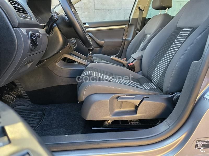 Usado VW Golf VI GT 140 CV (102 kW) 2009 Gris / plata Utilitario
