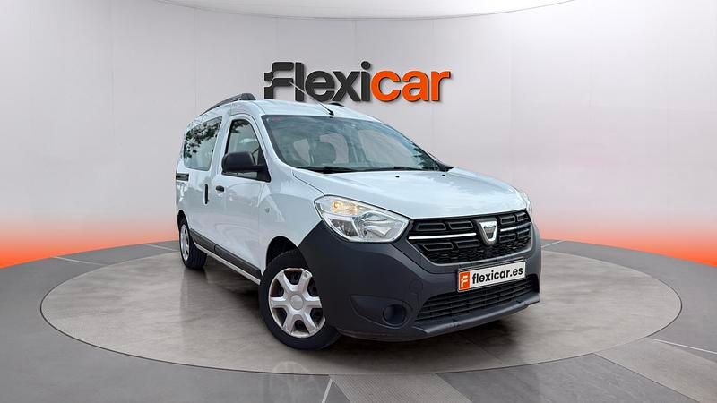 Usado Dacia Dokker Ambiance 90 CV (66 kW) 2017 Blanco Monovolumen