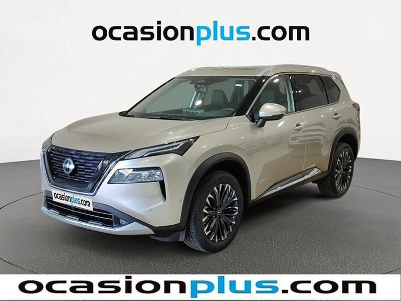 Gris Nuevo 2025 Nissan X-Trail Tekna SUV | 35.992 € (Super precio) - Imagen 1/4