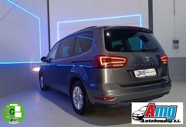 Usado Seat Alhambra Style 150 CV (110 kW) 2022 Gris Monovolumen