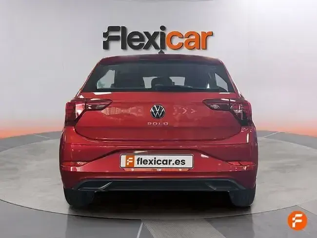 Usado VW Polo 95 CV (69 kW) 2023 Rojo Utilitario