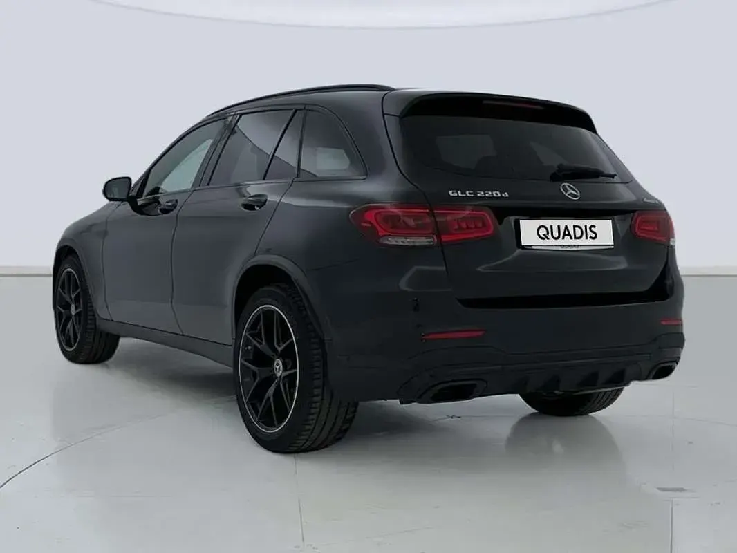 Usado Mercedes GLC220 194 CV (142 kW) 2022 Negro SUV