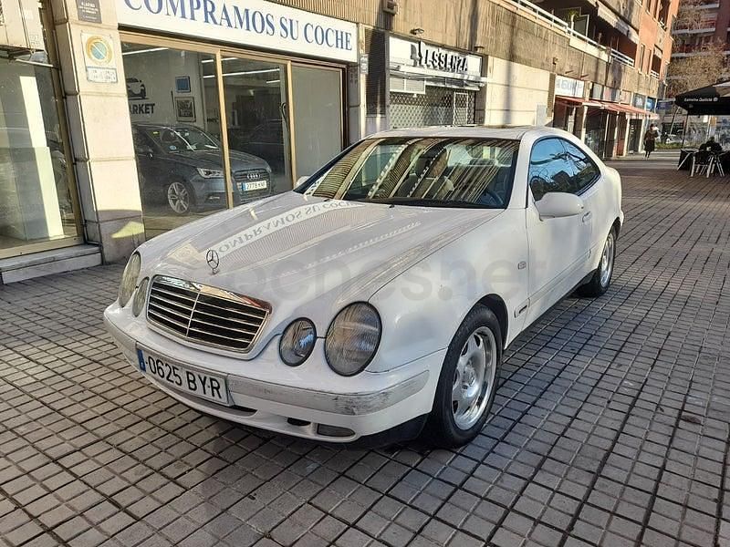 Usado Mercedes CLK200 136 CV (100 kW) 1998 Blanco Coupe