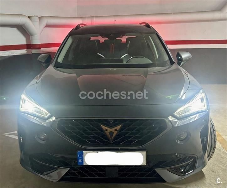 Usado Cupra Formentor 150 CV (110 kW) 2023 Gris / plata SUV