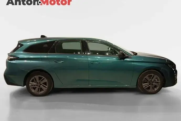Usado Peugeot 308 SW Active 130 CV (95 kW) 2022 Familiar