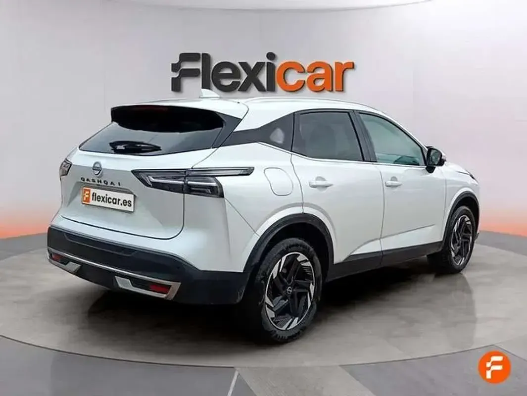 Usado Nissan Qashqai N-Connecta 158 HP (116 kW) 2025 Branco SUV