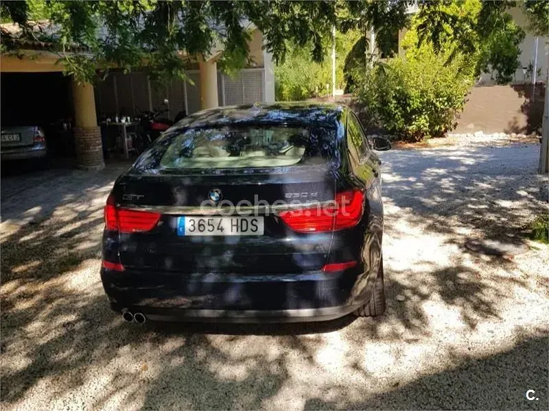 Usado BMW 530 245 CV (180 kW) 2011 Negro Berlina