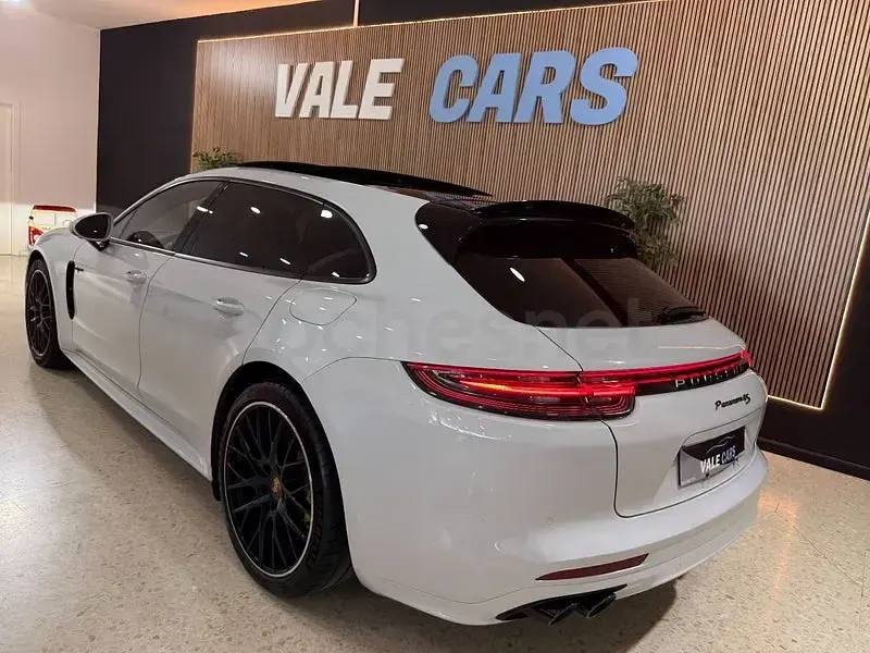 Usado Porsche Panamera Sport Turismo 462 CV (339 kW) 2020 Blanco Utilitario