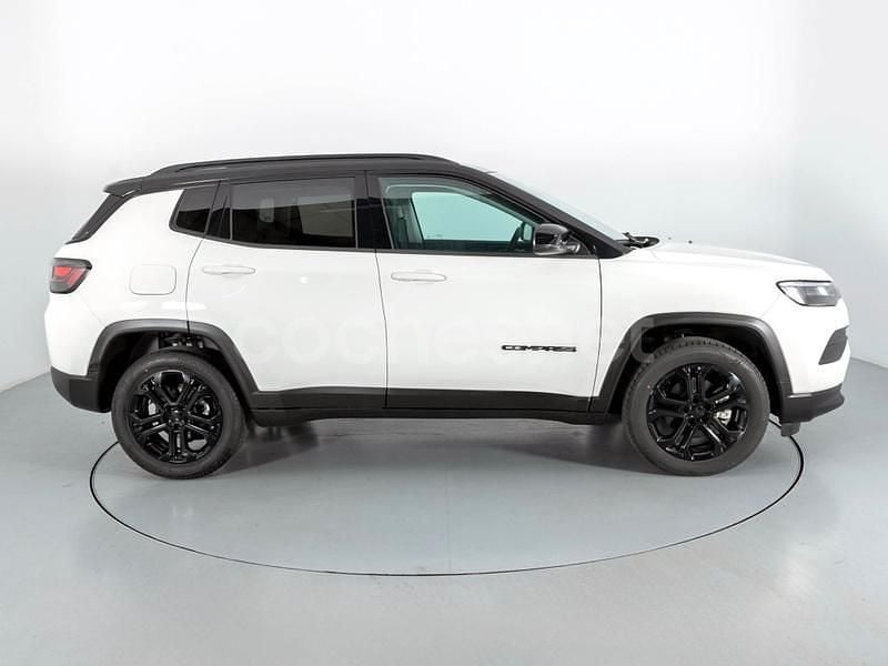 Nuevo Jeep Compass Night Eagle 130 CV (95 kW) 2025 Blanco SUV