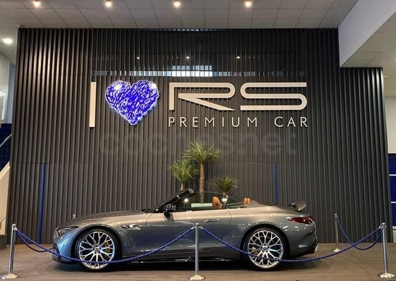 Usado Mercedes SL63 AMG AMG 585 CV (430 kW) 2023 Gris / plata Descapotable