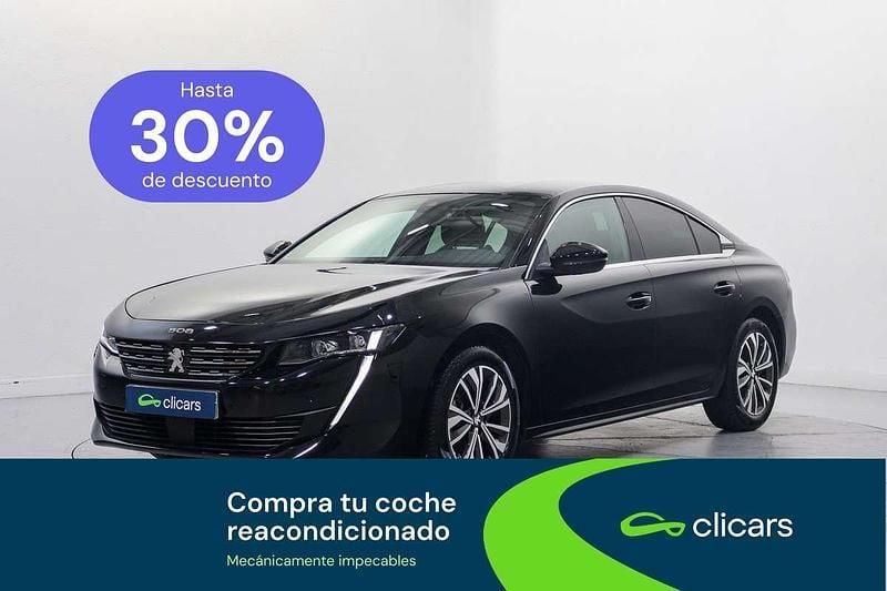 Usado Peugeot 508 Allure 131 CV (96 kW) 2021 Rojo Berlina