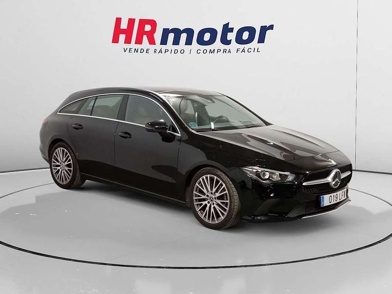 Negro Usado 2020 Mercedes CLA200 Shooting Brake Familiar | 25.270 € (Un poco caro) - Imagen 1/4