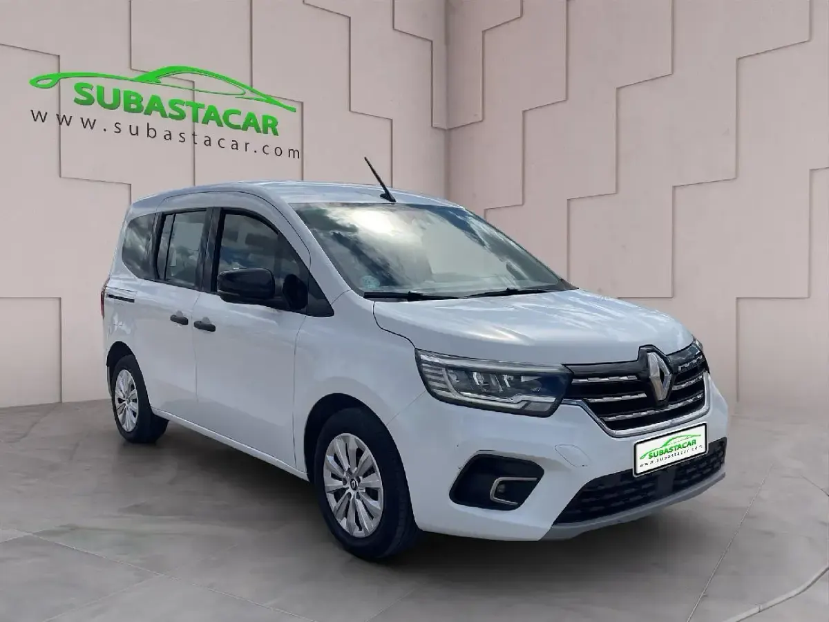Usado Renault Kangoo Edition One 75 CV (55 kW) 2022 Blanco Monovolumen