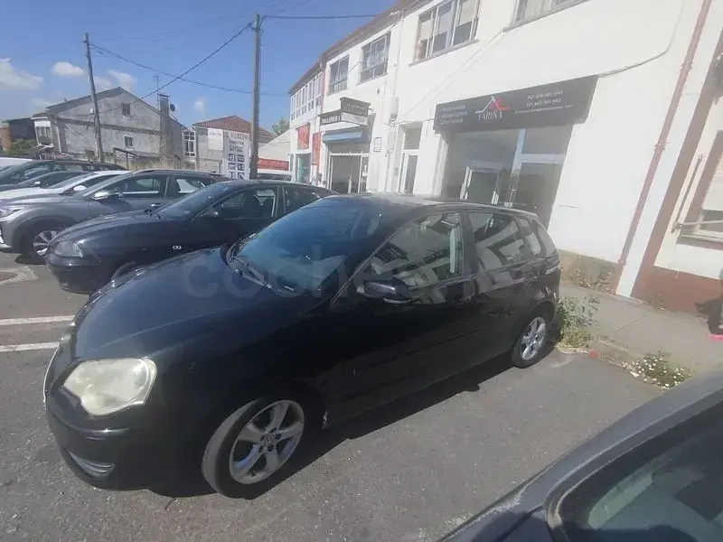 Usado VW Polo Advance 80 CV (58 kW) 2007 Negro Utilitario
