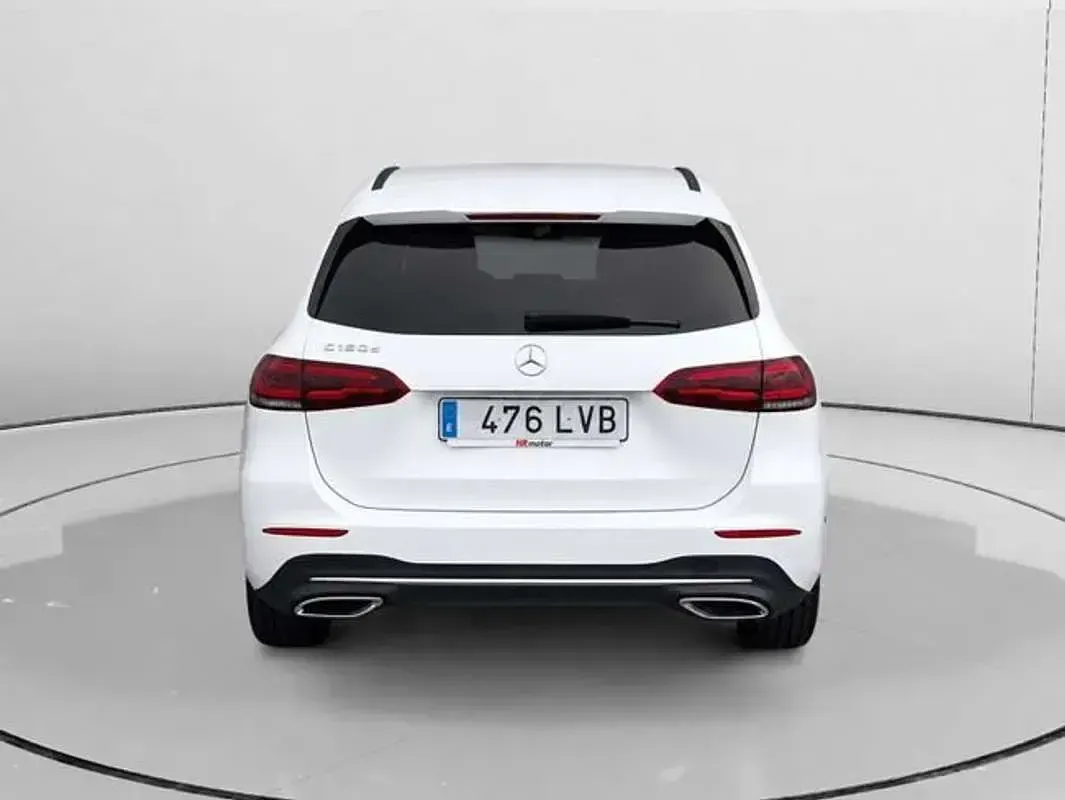 Usado Mercedes B180 116 CV (85 kW) 2021 Blanco Monovolumen