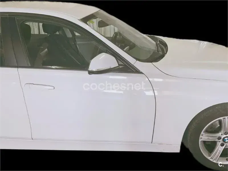 Usado BMW 320 Advantage 190 CV (139 kW) 2017 Blanco Berlina