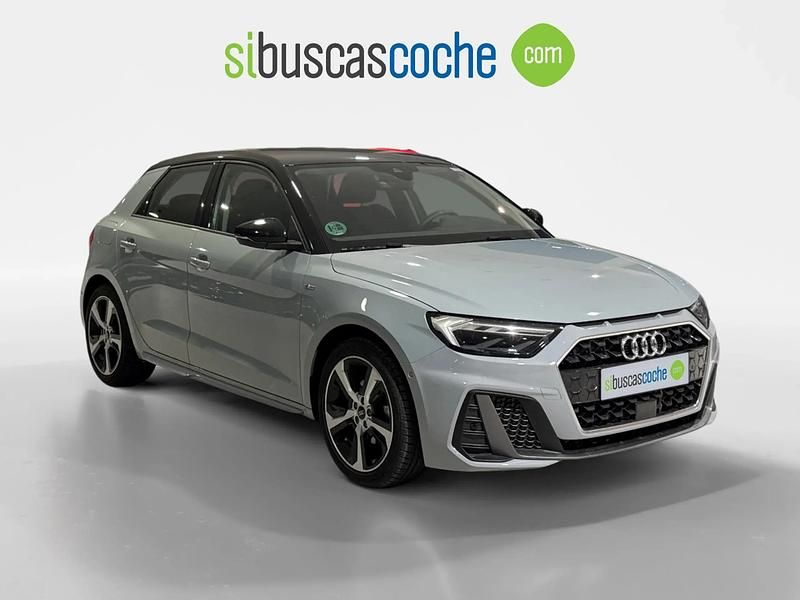 Gris/plata Usado 2025 Audi A1 Sportback Utilitario | 26.990 € (Precio justo) - Imagen 1/4