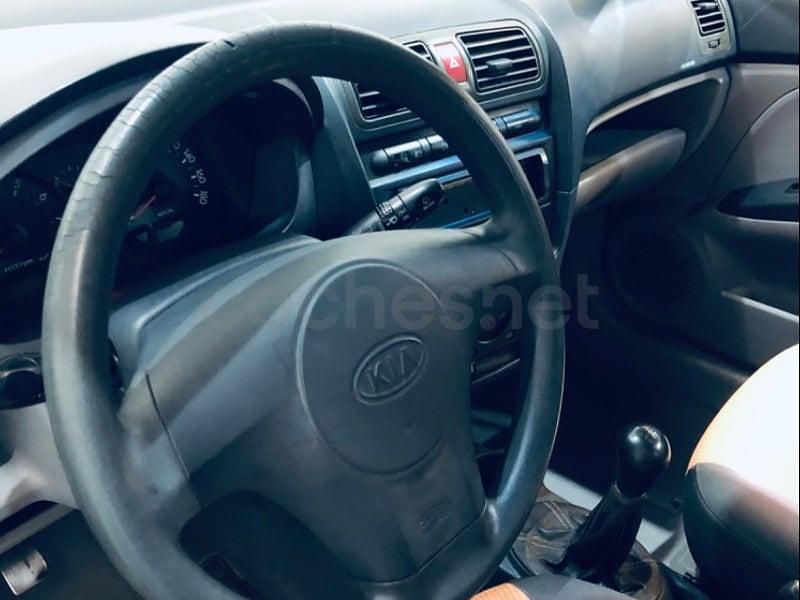 Occasion Kia Picanto 65 PK (47 kW) 2007 Zwart Hatchback