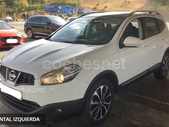 Blanco Usado 2011 Nissan Qashqai +2 Tekna SUV | 9990 € (Un poco caro) - Imagen 1/4