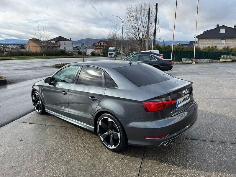Usado Audi A3 S-Line 150 CV (110 kW) 2015 Gris / plata Berlina
